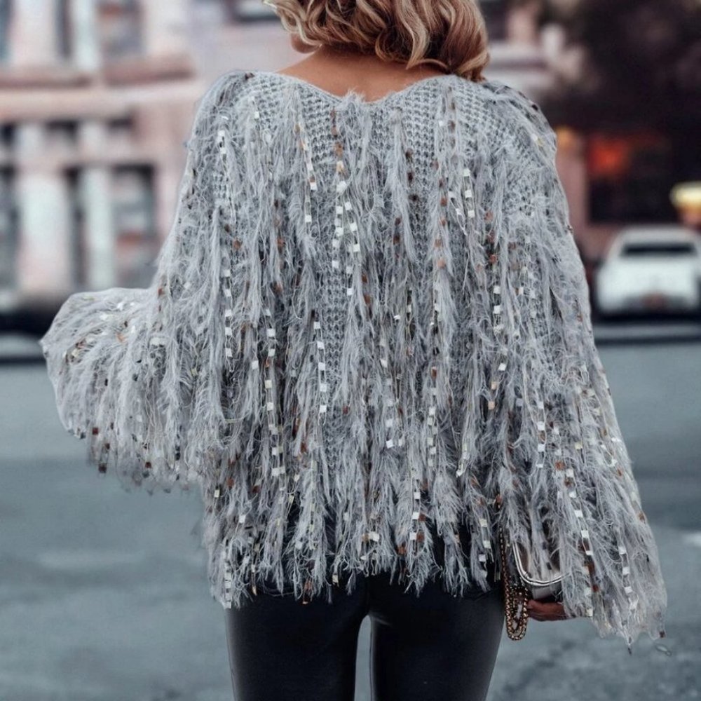 Statement maker! gray long sleeved fringe details V-neck Knit Sweater top - Picture 6 of 6
